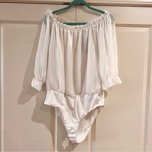 CITY CHIC - IVORY SWEET KISS BODYSUIT